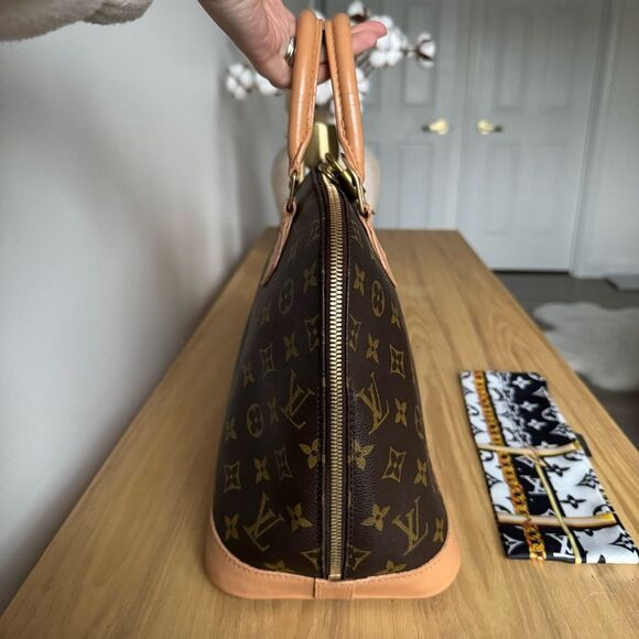✅AUTHENTIC✅LOUIS VUITTON ALMA PM - Picture 5 of 13